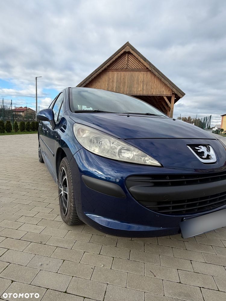 Peugeot 207 - 3