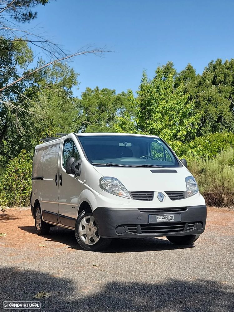 Renault Trafic - 2