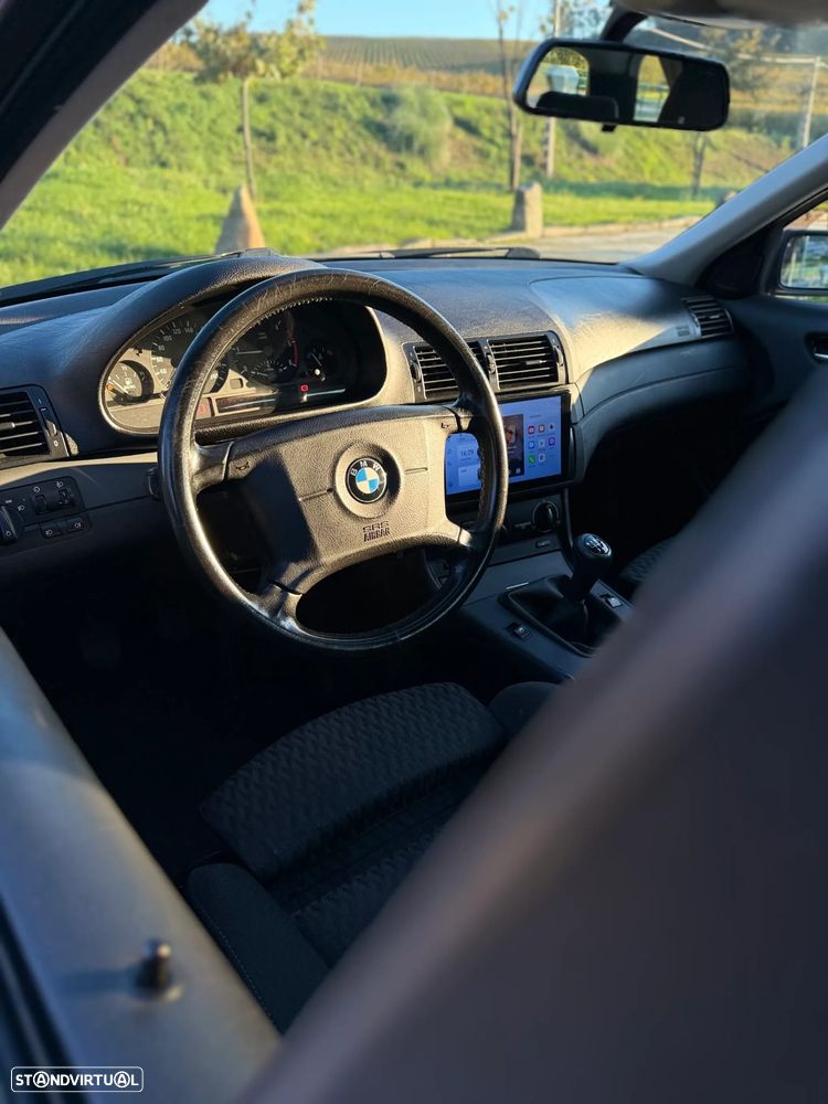 BMW 320 d Touring - 8