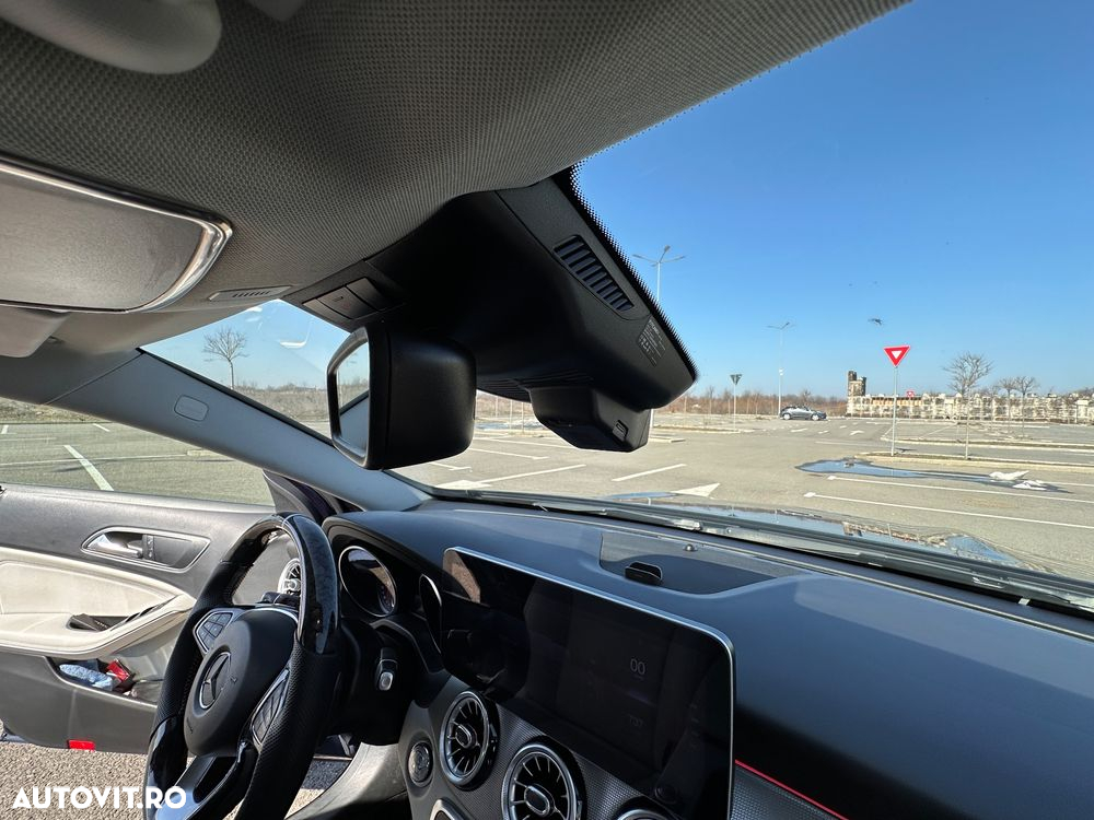 Mercedes-Benz GLA 200 d Aut. - 12