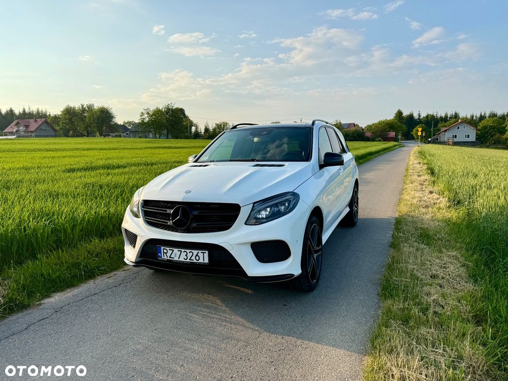 Mercedes-Benz GLE 250 d 4-Matic - 1
