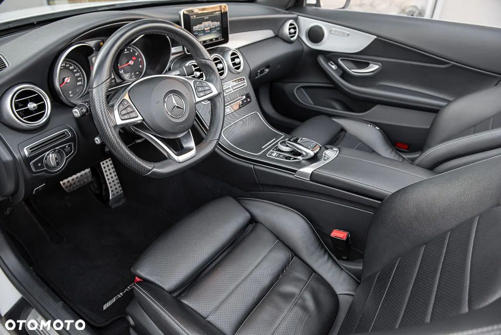 Mercedes-Benz Klasa C 200 9G-TRONIC AMG Line - 14