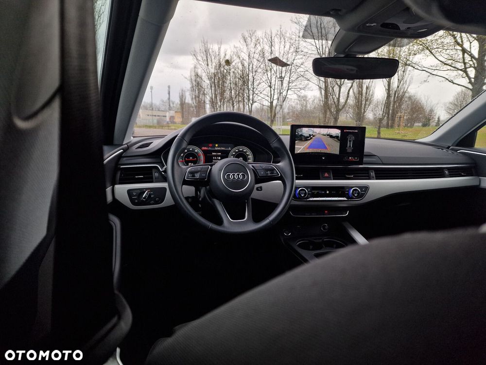 Audi A4 Limousine - 26