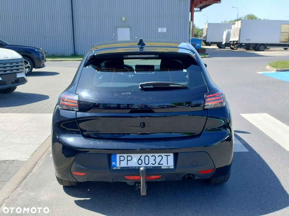 Peugeot 208 - 3