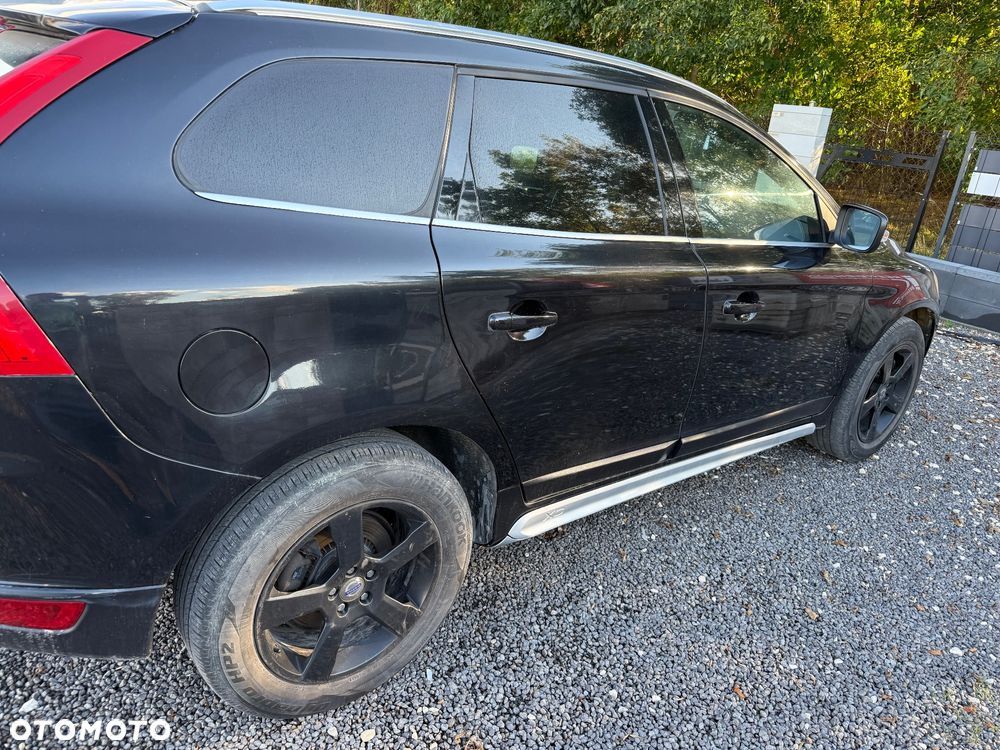Volvo XC 60 D3 R-Design - 6