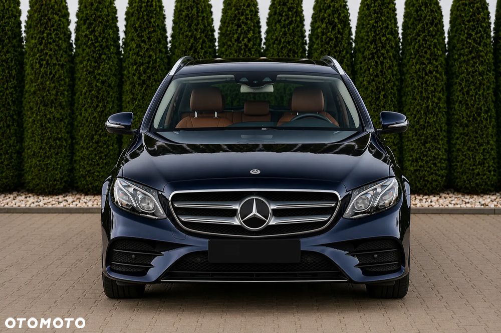 Mercedes-Benz Klasa E - 21