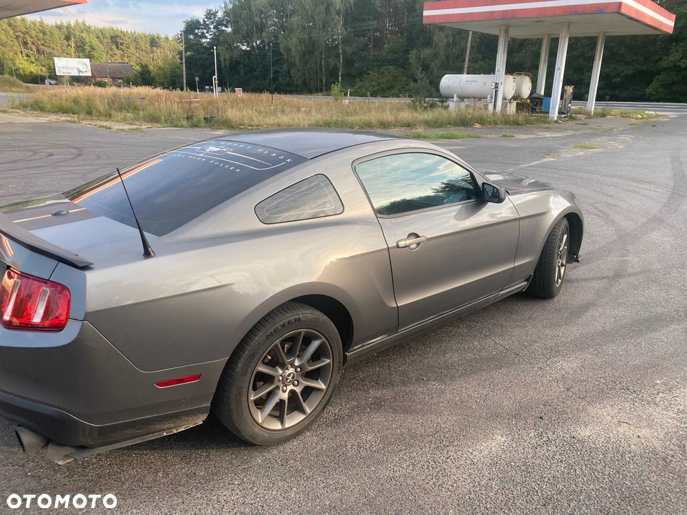 Ford Mustang - 3