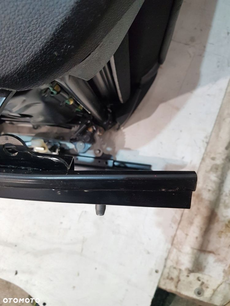 fotele kanapa komplet mercedes c-klasa w204 1.8 cgi eur 10r sedan - 16