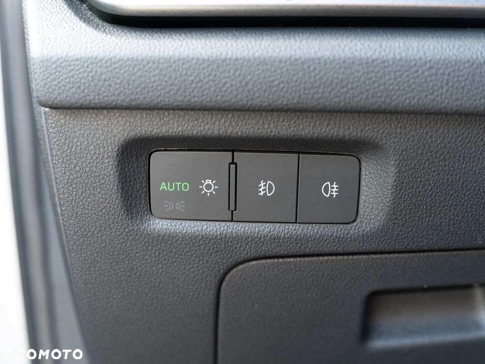 Skoda Octavia 2.0 TDI Ambition - 37