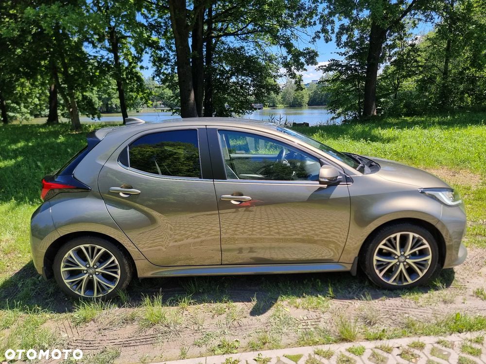 Toyota Yaris 1.5 Executive - 2