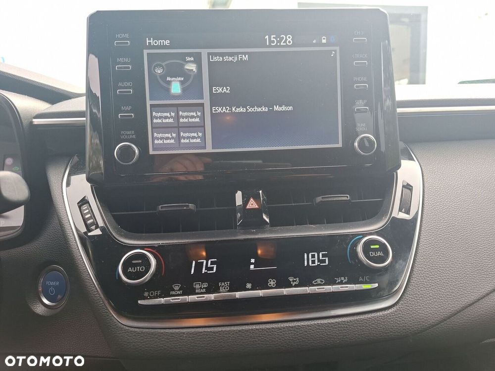 Toyota Corolla 1.8 Hybrid Active - 18