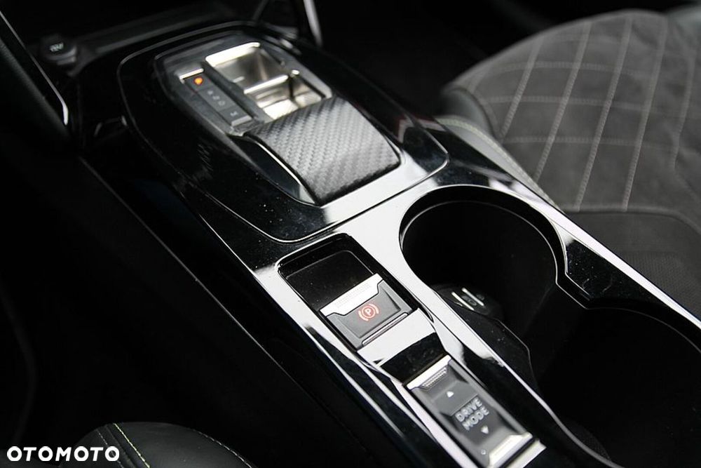 Peugeot 208 1.2 PureTech GT Pack S&S EAT8 - 32