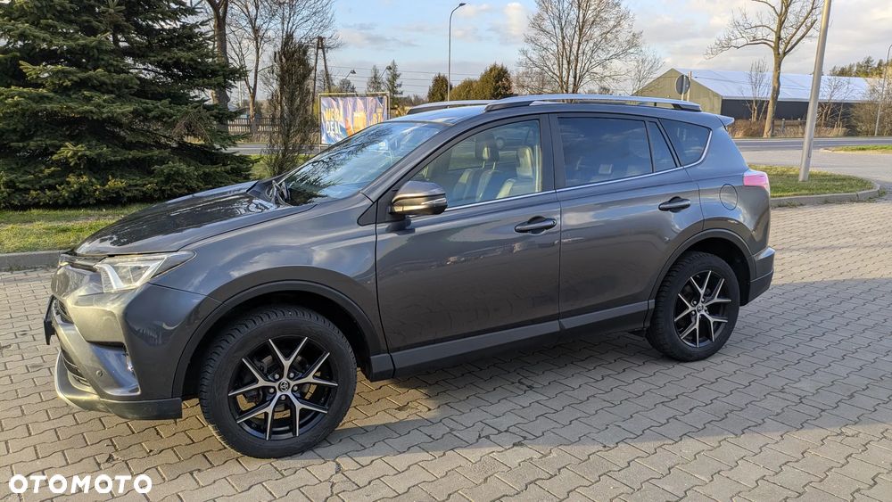 Toyota RAV4 2.0 Platinum 4x4 - 18