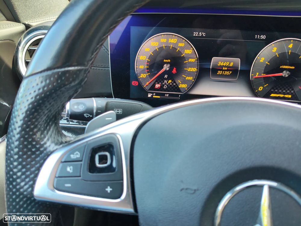 Mercedes-Benz E 43 AMG 4Matic 9G-TRONIC - 35