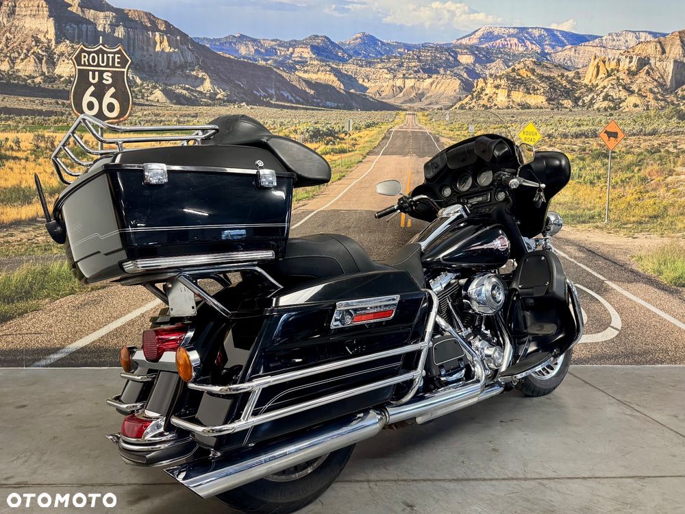 Harley-Davidson Touring Electra Glide - 4