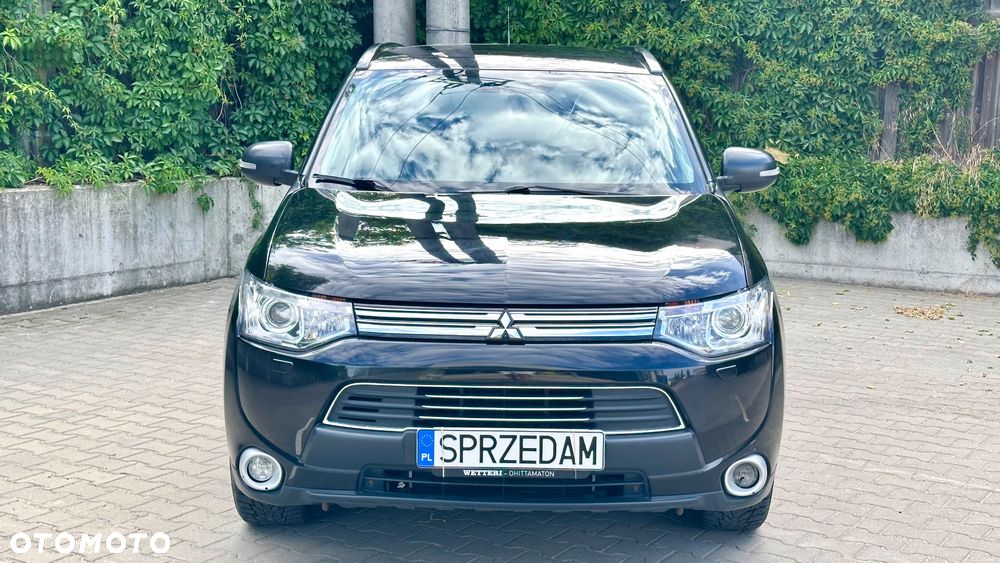 Mitsubishi Outlander 2.0 4WD Top - 2
