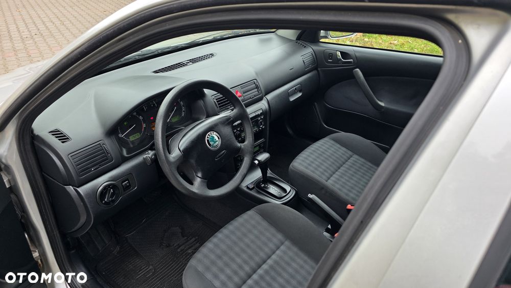 Skoda Octavia - 5