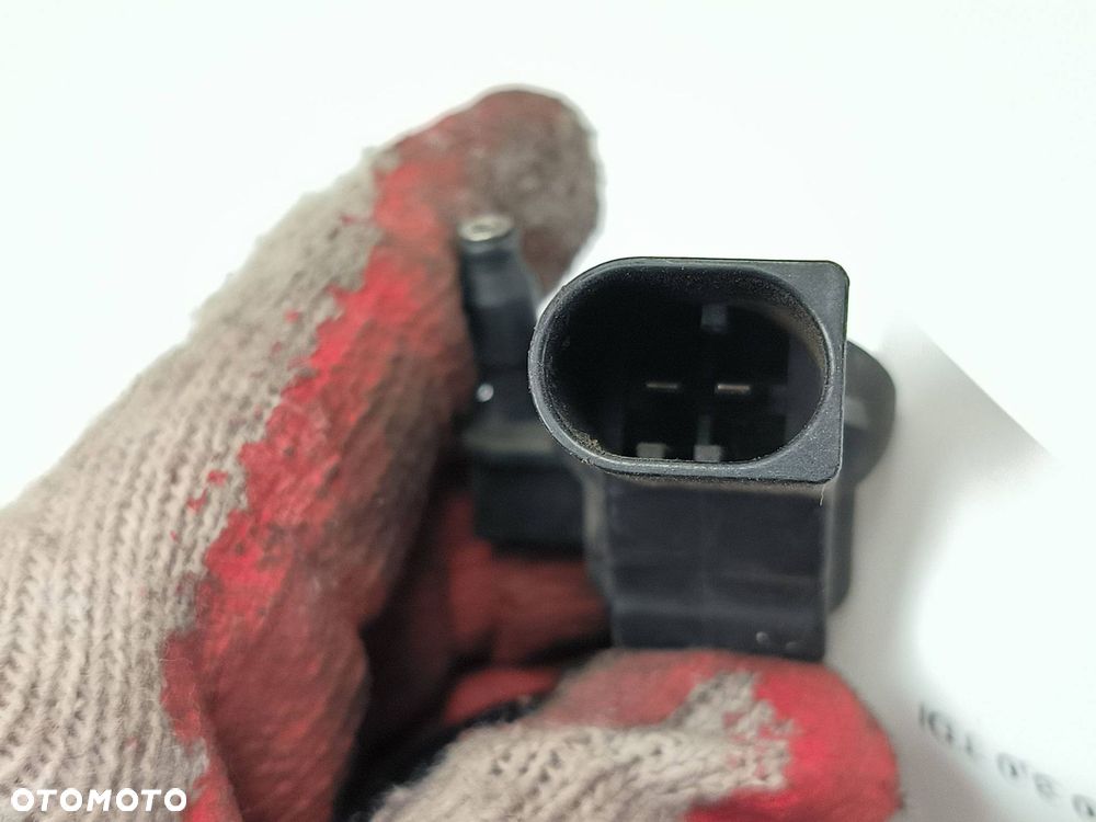 WTRYSKIWACZ AUDI A6 C6 059130277AH - 3