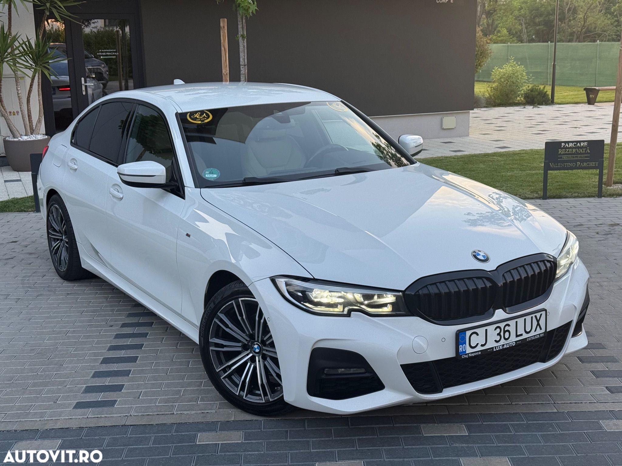 BMW Seria 3 320d Touring Aut. M Sport - 1