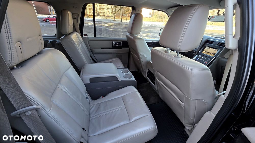 Lincoln Navigator - 21