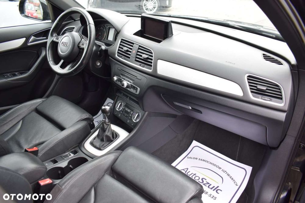 Audi Q3 - 22