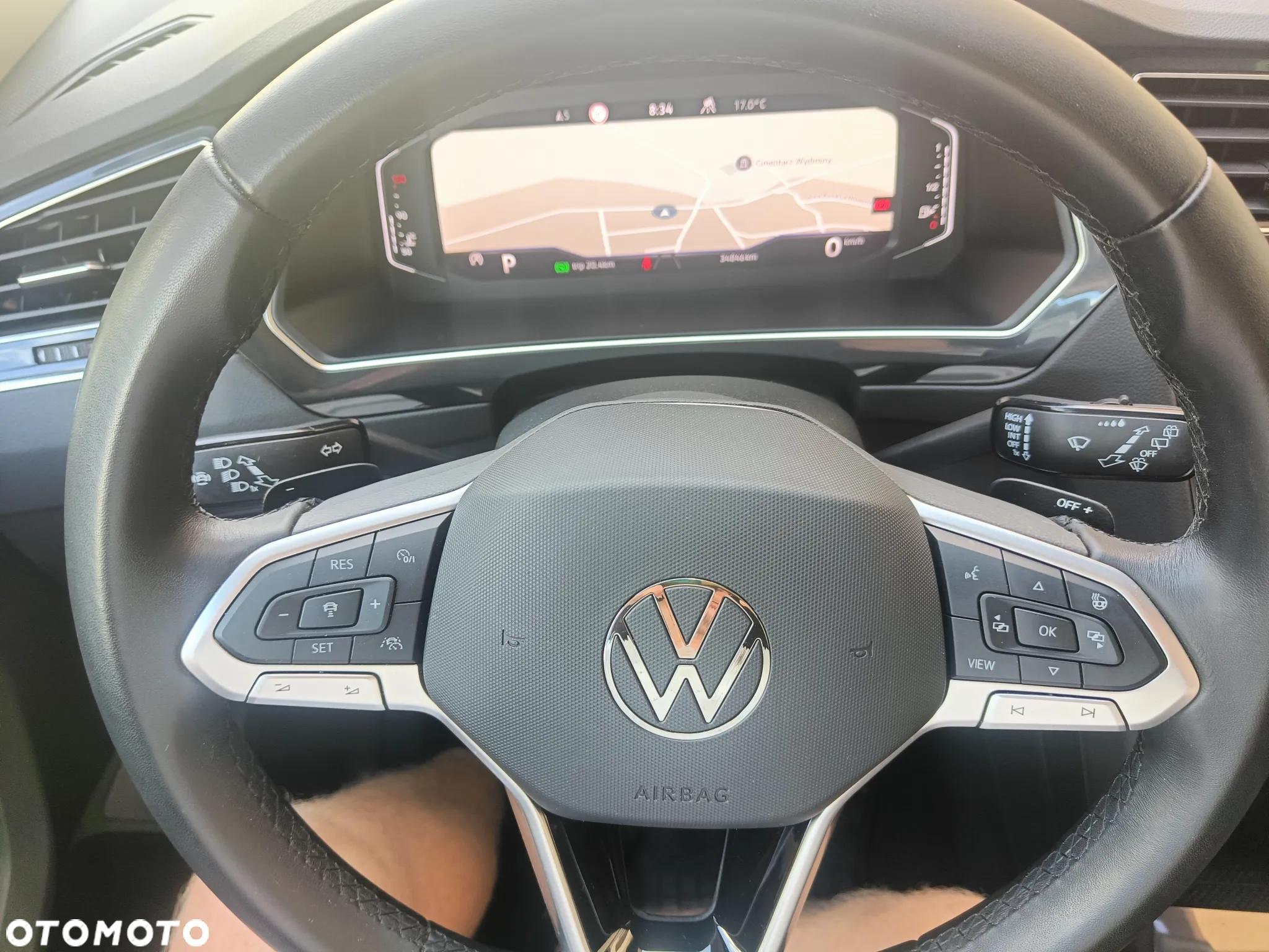 Volkswagen Tiguan 2.0 TDI SCR 4MOTION DSG Elegance - 17
