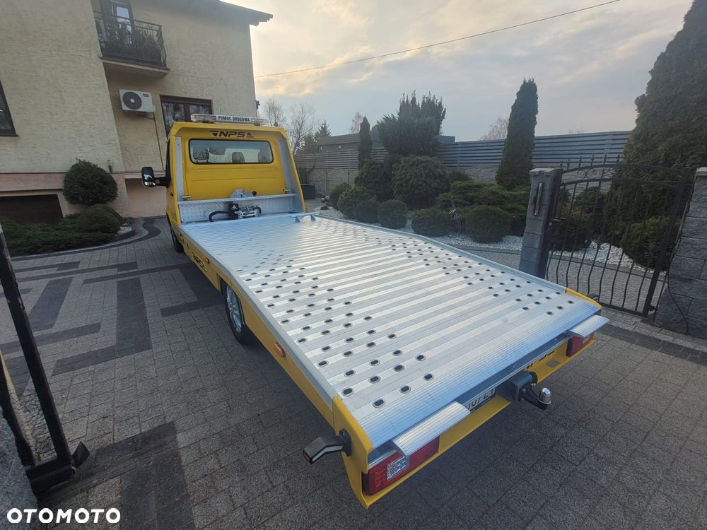 Mercedes-Benz Sprinter - 10