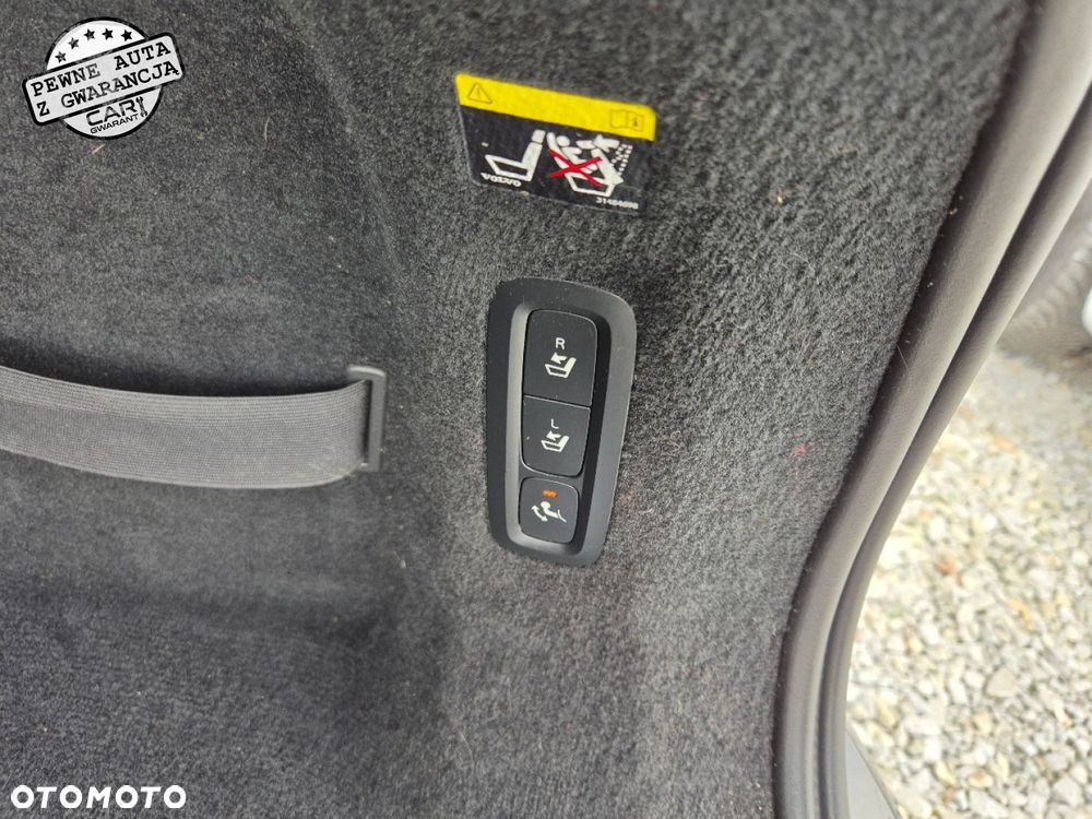 Volvo V90 T8 Twin Engine AWD Geartronic R Design - 29