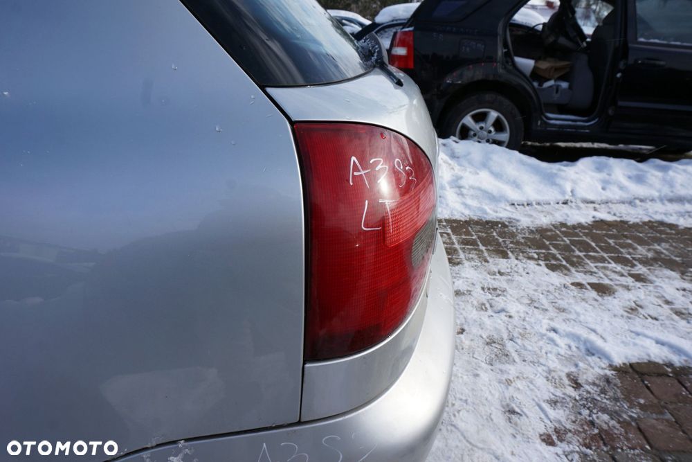 LAMPA TYLNA LEWA A3 8L1 5D HB  AUDI 1996-2003 - 2