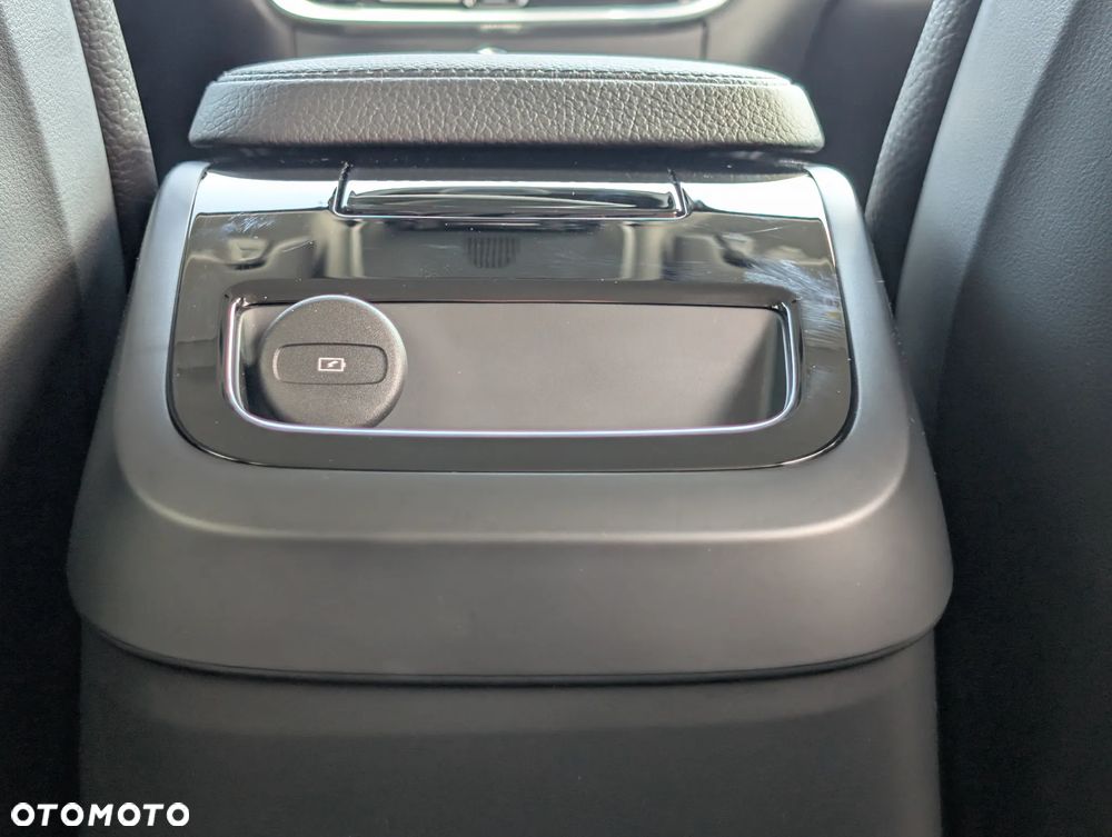 Volvo V60 T6 AWD Recharge Geartronic Inscription - 29