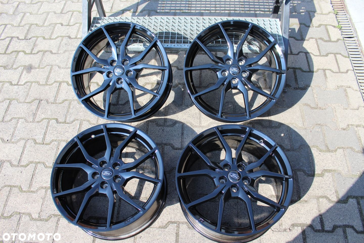 ORYG FORD FOCUS MK3 RS 19cali 5x108 ET50 8J TPMS - 2