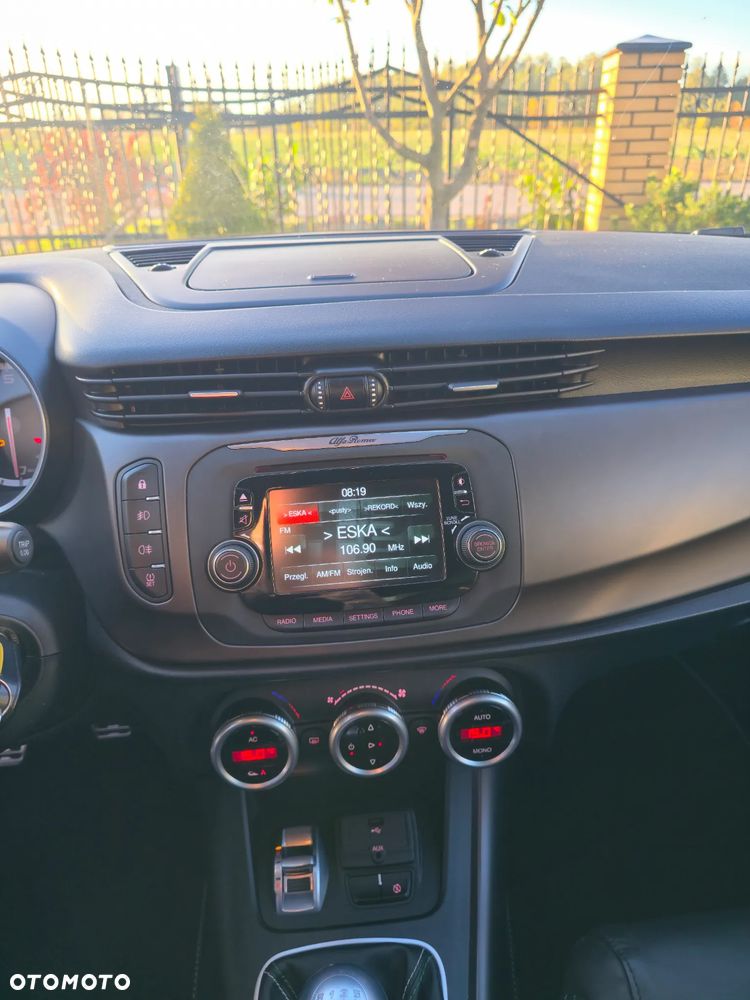 Alfa Romeo Giulietta 1.4 TB 16V Multiair Collezione - 18