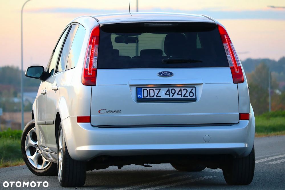 Ford C-MAX 1.8 Titanium - 21