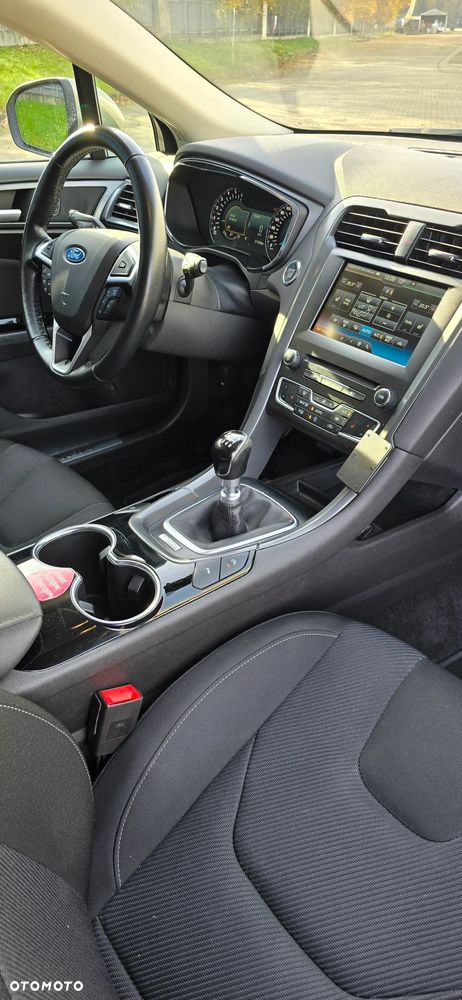 Ford Mondeo 2.0 TDCi Start-Stopp Titanium - 24