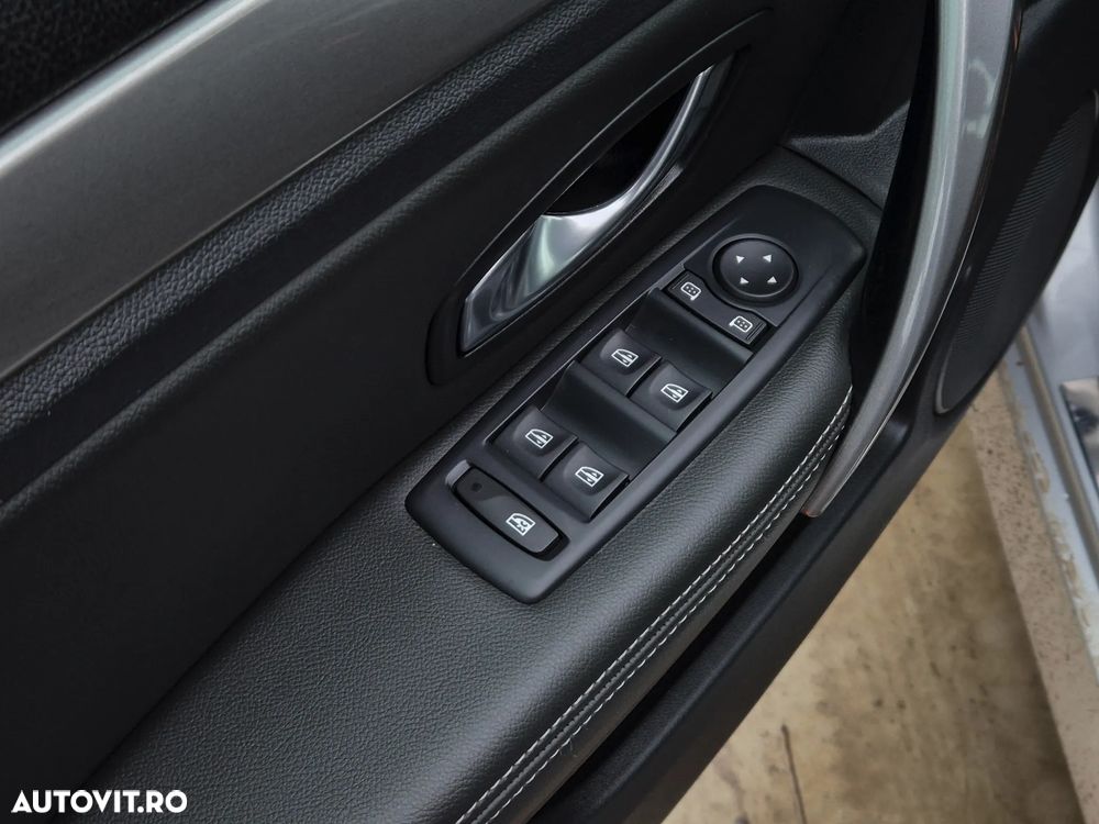 Renault Laguna dCi 110 FAP Dynamique - 23