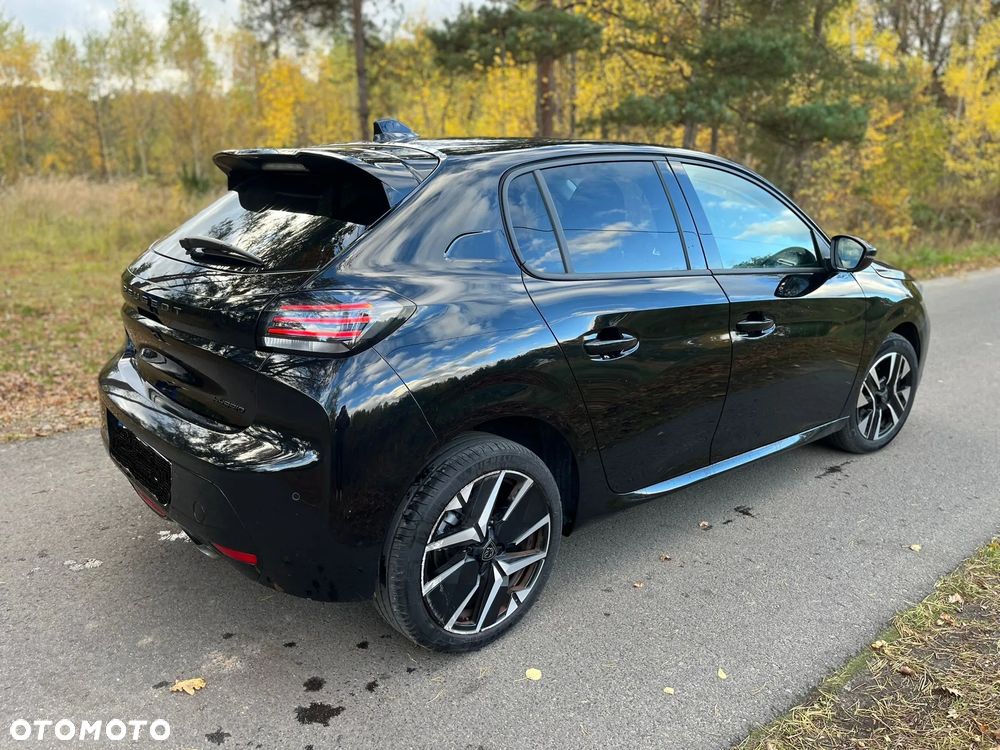 Peugeot 208 1.2 mHEV Active - 12