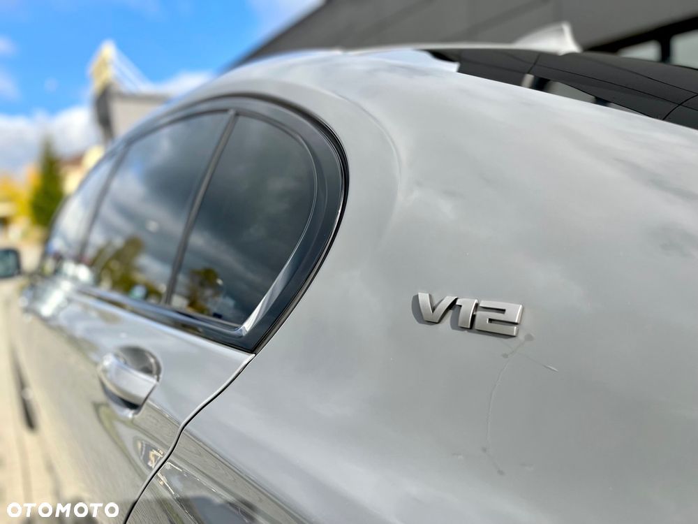 BMW Seria 7 M760Li xDrive - 14