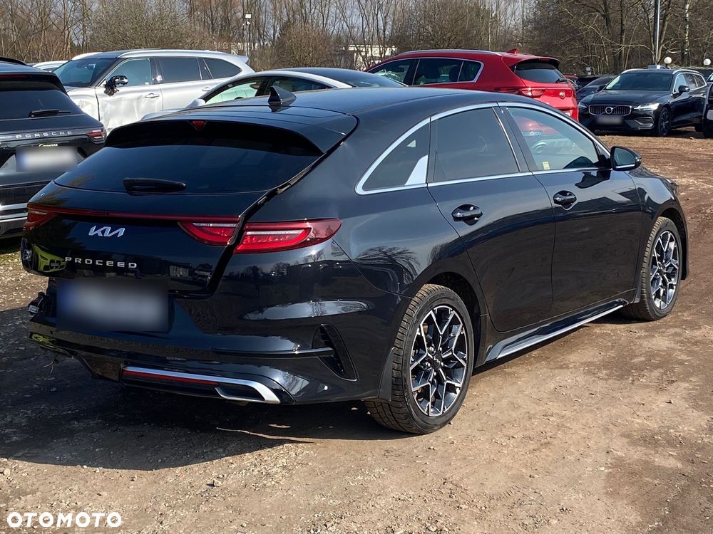Kia ProCeed - 14