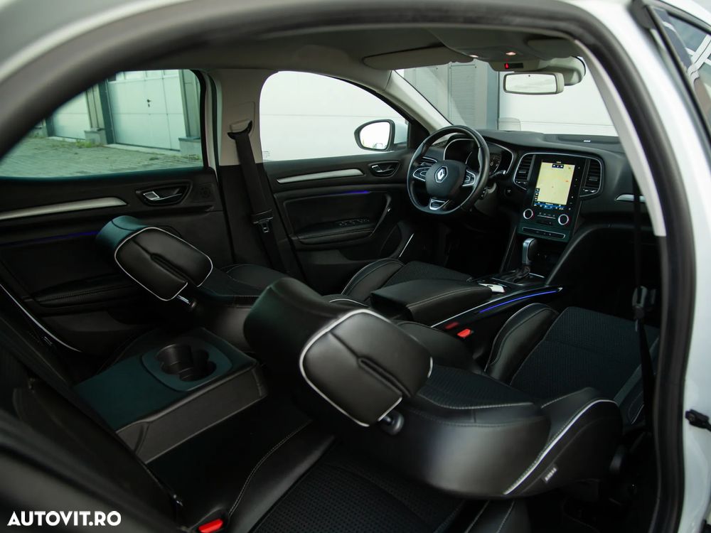 Renault Megane ENERGY dCi 110 EDC BOSE EDITION - 14