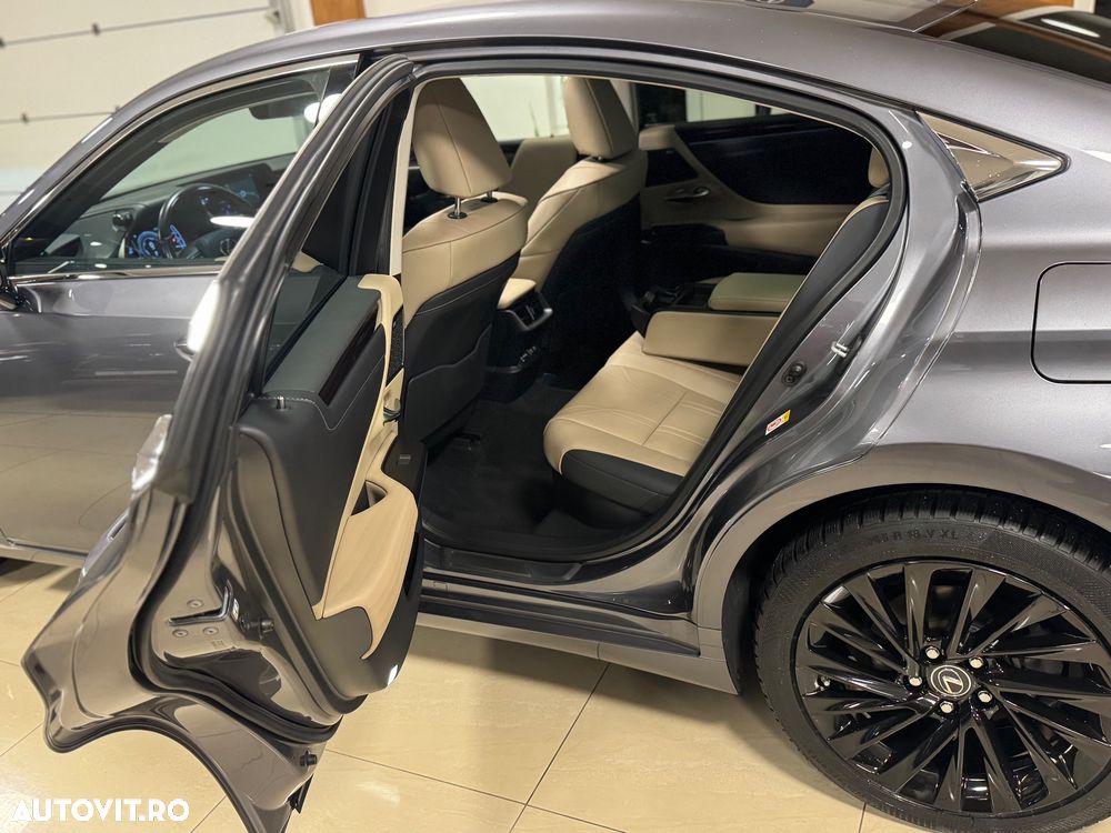 Lexus Seria ES 300h Business Edition - 20