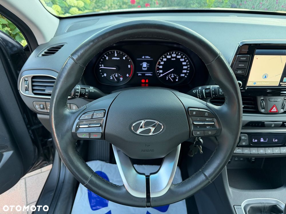 Hyundai i30 1.6 D Comfort - 29