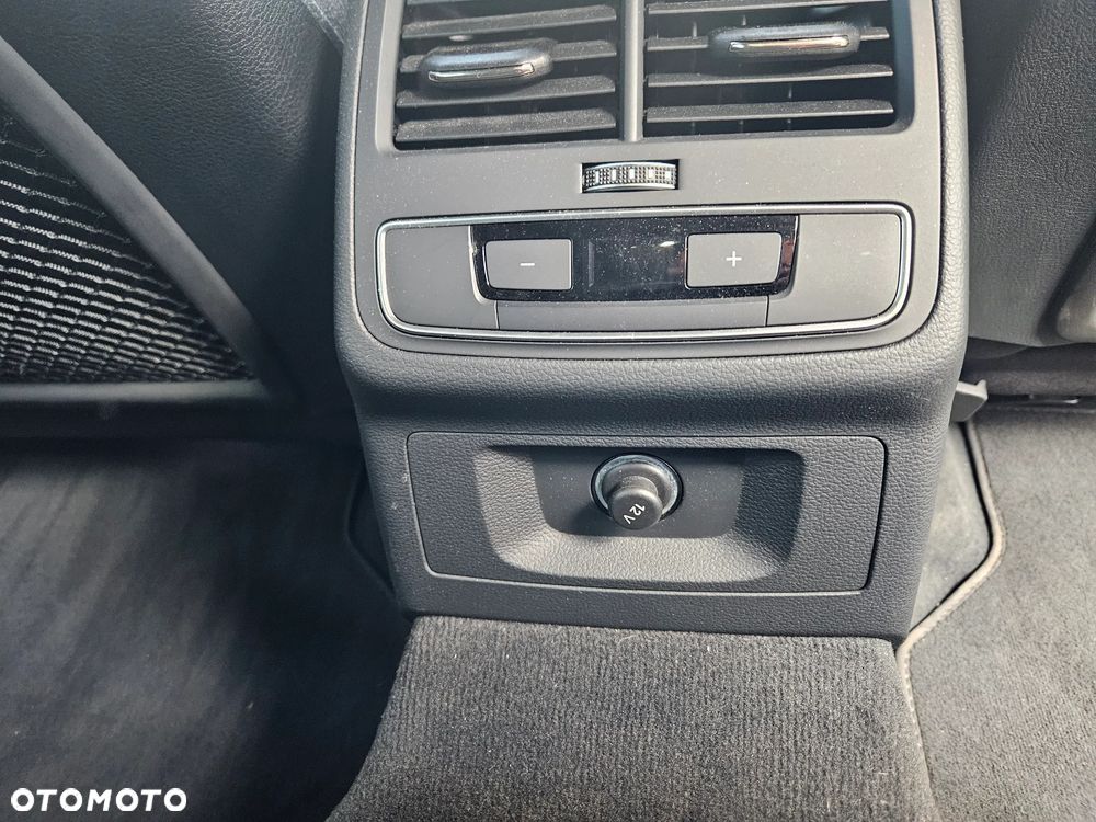 Audi A4 Avant 50 TDI quattro tiptronic S line - 31