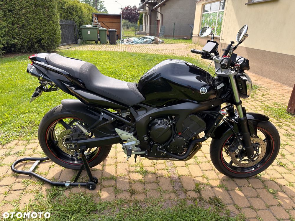 Yamaha FZ6 - 2