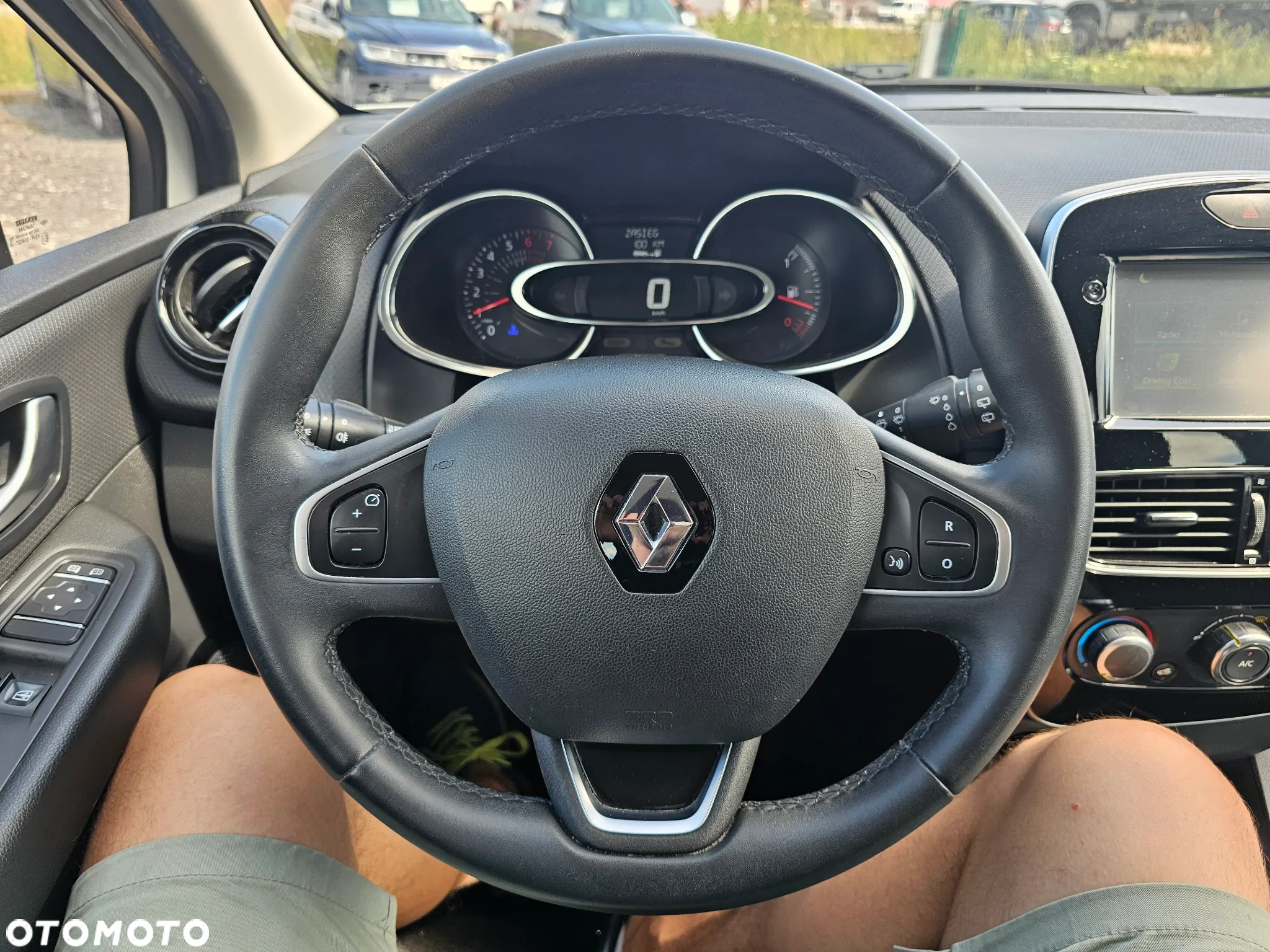 Renault Clio 1.2 16V Business Euro6 - 12