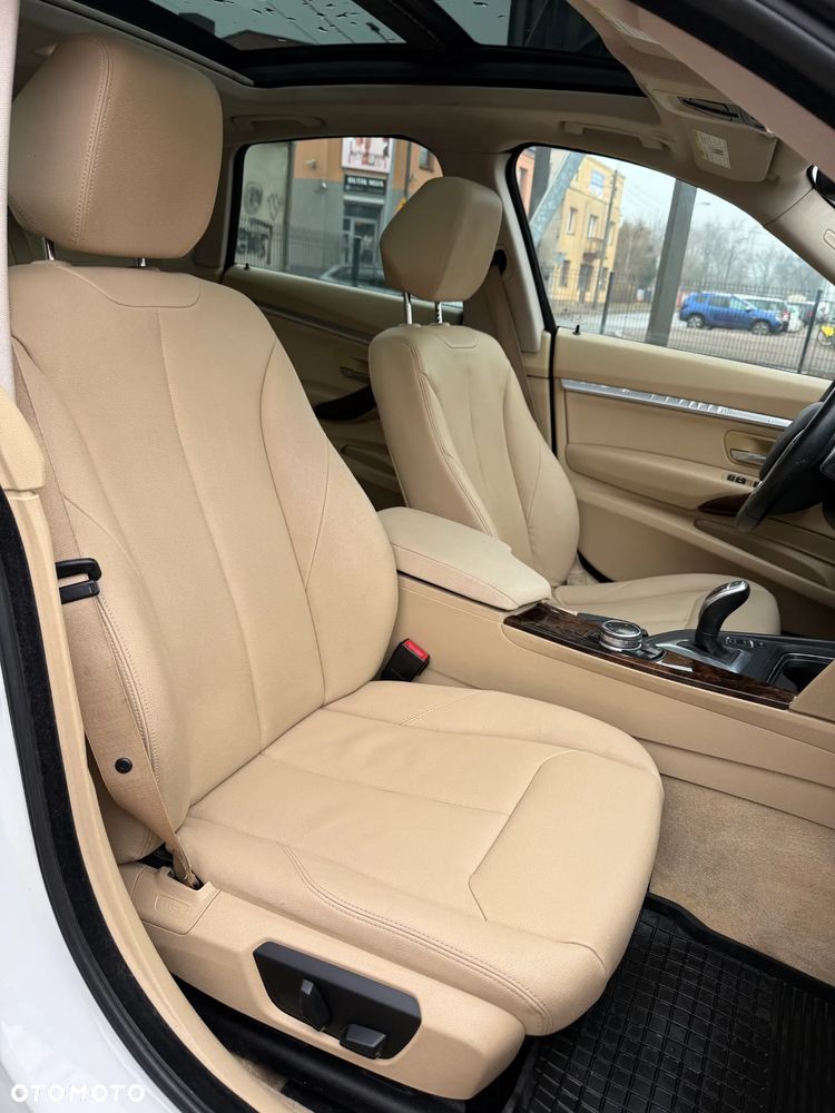 BMW Seria 3 328i xDrive - 10