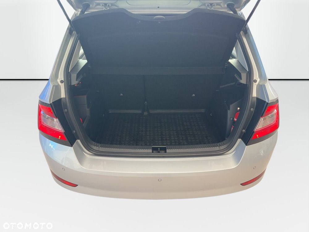 Skoda Fabia - 16