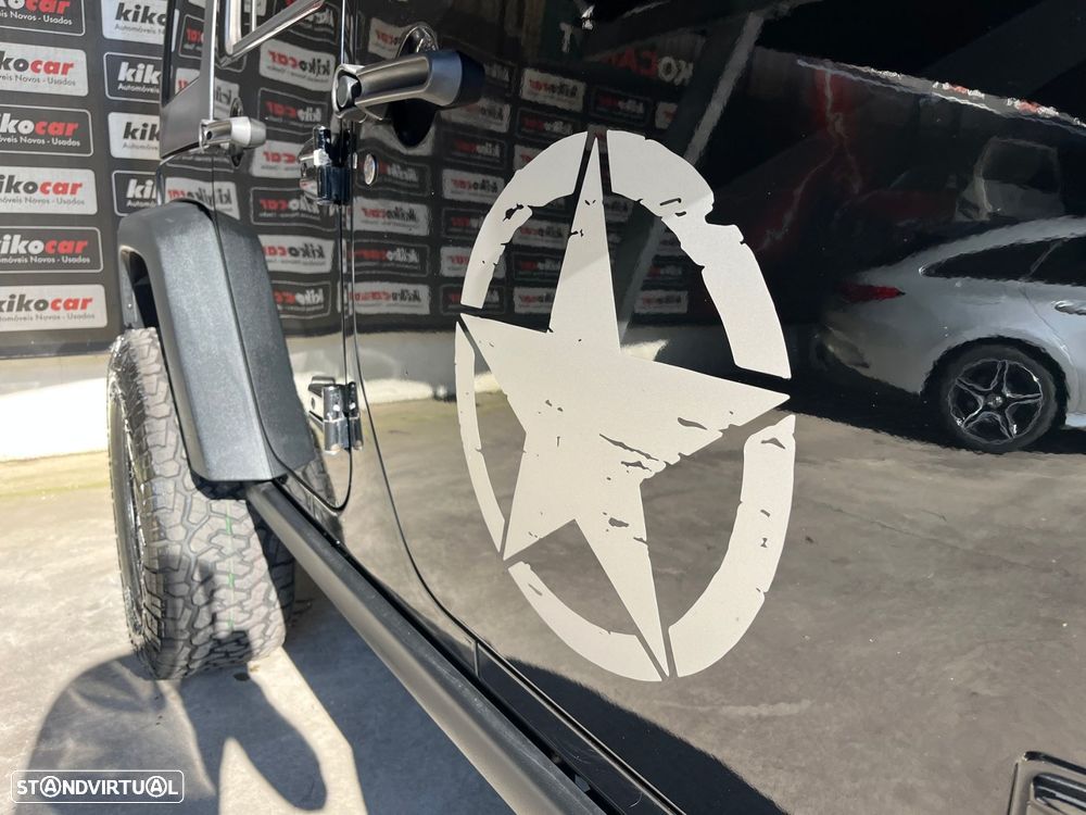 Jeep Wrangler Unlimited 2.8 CRD ATX Rubicon - 13