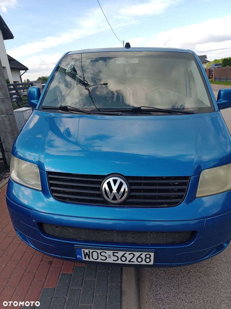 Volkswagen Transporter - 1