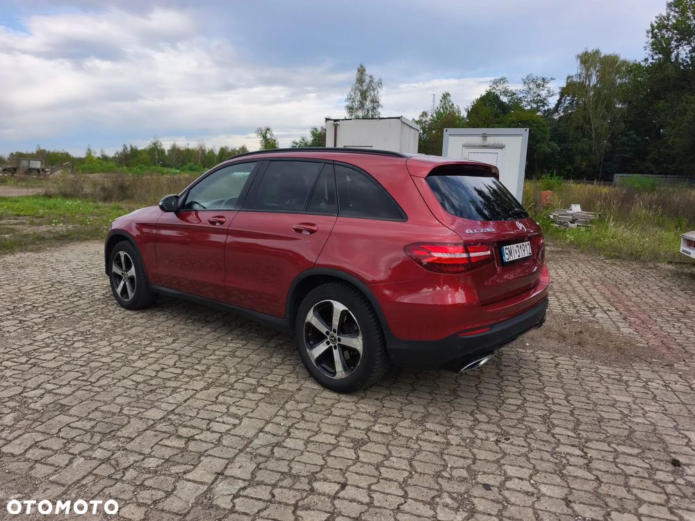 Mercedes-Benz GLC - 14