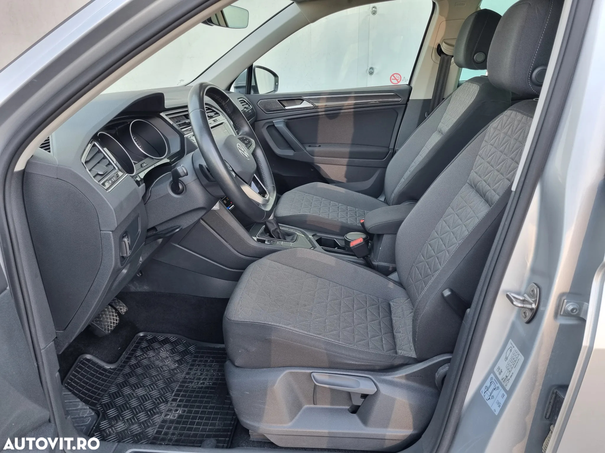 Volkswagen Tiguan 2.0 TDI SCR DSG Life - 10